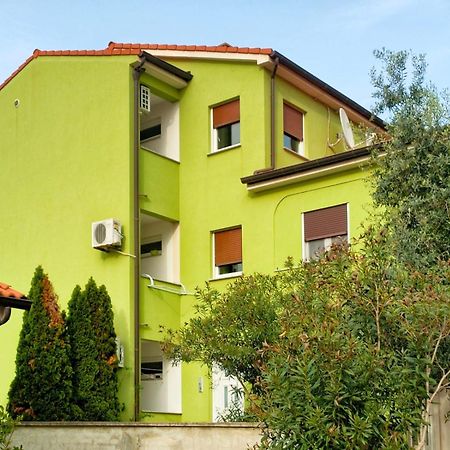 Rafael Apartments Медулин Екстер'єр фото