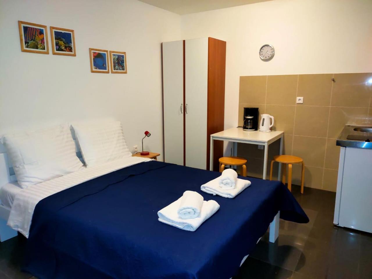 Rafael Apartments Медулин Екстер'єр фото